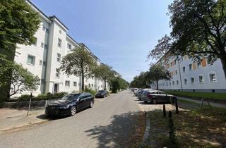 Wohnung mieten in Lorichstraße 14, 22307 Barmbek-Nord, Dachgeschoss Wohnung mit großzügigen Balkon