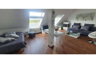 Wohnung mieten in Glindholzstraße 156, 47800 Bockum, Gepflegte 1-Raum-DG-Wohnung mit Einbauküche in Krefeld-Bockum