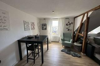 Wohnung mieten in 65549 Limburg, Gepflegte Dachgeschosswohnung mit drei Zimmern sowie Balkon und EBK in Limburg an der Lahn