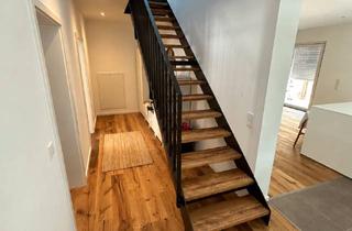 Wohnung mieten in Steingasse, 76833 Frankweiler, Lichtdurchflutete 4-Zimmer-Wohnung mit Küche, Master-Bad, Gäste-WC und Balkon in Frankweiler