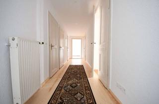 Wohnung mieten in Kantstraße, 06844 Innenstadt, Charmante 5-Raum-Wohnung im sanierten Altbau mit Balkon, GästeWC, Abstell