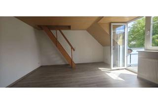 Wohnung mieten in Turnerstraße 17, 01705 Freital, *Schicke und frisch renovierte Mansardenwohnung*Tageslichtbad*Balkon*Zentrale Lage*Grüne Umgebung*