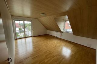 Wohnung mieten in Moosburger Straße 16, 85410 Haag, Dachgeschosswohnung