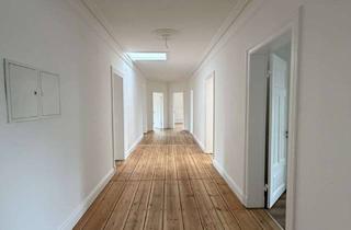 Wohnung mieten in Silcherstr, 22761 Bahrenfeld, WG geeignet/ 6 Zimmer in Bahrenfeld
