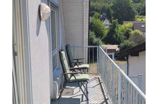 Wohnung mieten in Birkenweg 10, 51570 Windeck, Zwei Zimmer in Windeck: Dachgeschosswohnung mit Balkon