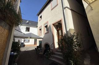 Einfamilienhaus kaufen in 54492 Zeltingen-Rachtig, Einfamilienhaus an der Mosel – vielseitiges Potenzial in Zeltingen-Rachtig