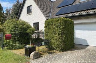 Haus kaufen in 15320 Neuhardenberg, hochwertig ausgestattetes EFH,-Schwimmhalle , Wärmepumpe, PV-Anlage