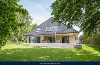 Villa kaufen in 30880 Laatzen, Exklusive Familienvilla am Naturschutzgebiet Leinemasch mit Option für Mehrgenerationenwohnen