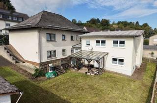 Haus kaufen in 35239 Steffenberg, Zwei Häuser – unzählige Möglichkeiten: Großzügiges Wohnensemble für Familie & Vermietung