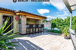 Doppelhaushälfte kaufen in 13503 Heiligensee, Doppelhaushälfte mit Pool, Garten, Sauna & Bar