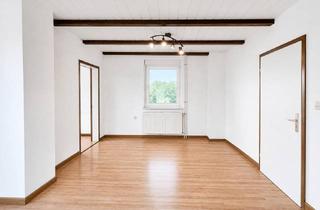 Haus kaufen in 36341 Lauterbach, Reihenendhaus mit 135 m² Wohnfläche, Innenhof & viel Potenzial in Lauterbach!