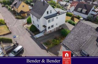 Haus kaufen in 56337 Kadenbach, Gepflegtes Zweifamilienhaus mit Fernblick auf großem Grundstück in ruhiger Lage bei Montabaur!