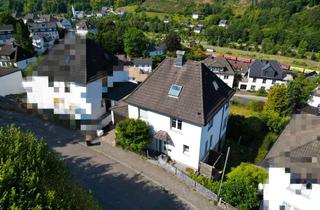 Haus kaufen in Alte Serkenroder Straße 34, 57413 Finnentrop, EFH mit Einliegerwohnung - provisionsfrei + KfW Fördermittel