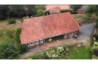 Haus kaufen in 30900 Wedemark, Großzügiges Grundstück mit denkmalgeschütztem Fachwerkhaus und Nebengebäude