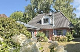 Einfamilienhaus kaufen in 24321 Hohwacht, Hohwacht: Modernes Einfamilienhaus mit zauberhaftem Grundstück in allerbester Lage