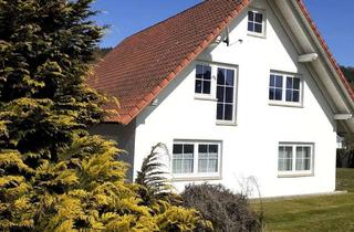 Haus mieten in 32816 Schieder-Schwalenberg, Modernes Einfamilienhaus mit großem Grundstück in Naturlage, beheiztes Gewächshaus/ Nebengelass