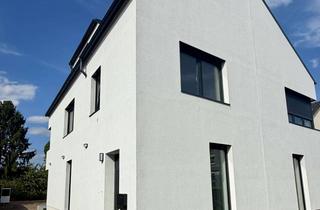 Haus mieten in 61203 Reichelsheim, Wohnen mit Charakter: Großzügiges Doppelhaus in Reichelsheim