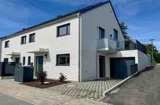 Haus mieten in Am Hang 4a, 84564 Oberbergkirchen, Strom vom eigenen Dach! DHH der Extraklasse im Splitt-Level-Design und Top-Ausstattung