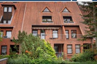 Anlageobjekt in 23909 Ratzeburg, Kapitalanleger aufgepasst! Zinshaus mit sieben Wohneinheiten und fünf Stellpätzen im Zentrum von Rat