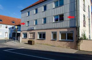Büro zu mieten in Unterer Markt 17, 91275 Auerbach, Zentrale Gewerberäume in Auerbach – ca. 65 m², ideal für Friseur, Büro oder Praxis