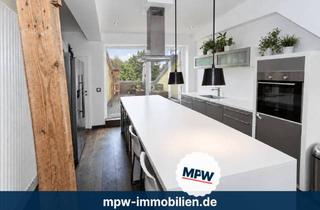 Wohnung kaufen in 10367 Lichtenberg, Stilvolle Kapitalanlage: Modernisierte Dachgeschosswohnung mit Dachterrasse