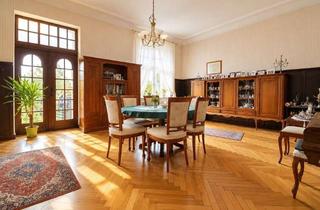 Wohnung kaufen in 37603 Holzminden, Eigentumswohnung im Altbaustil direkt an der Weser