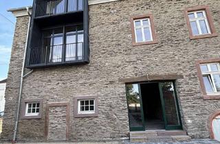Wohnung mieten in Moselstraße, 54518 Osann-Monzel, Helle Wohnung im 1. OG mit Aussicht - Trierer Quereinhaus Baujahr 1884