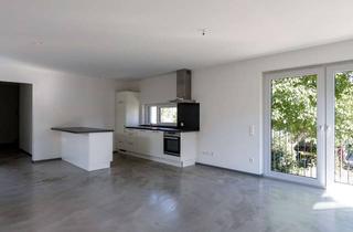 Wohnung mieten in 74076 Heilbronn, HN-Ost: Moderne 3-Zi.-Wohnung mit 2 Balkonen im 1. OG, Einbauküche u. Außenstellplatz