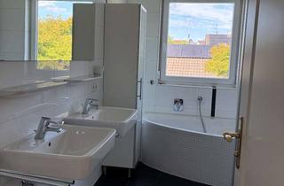 Wohnung mieten in 71157 Hildrizhausen, Schöne, helle 3,5-Zimmer-Wohnung mit Balkon und renoviertem Bad