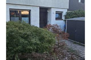 Haus kaufen in 47804 Forstwald, Hochwertig saniertes Reihenmittelhaus in Krefeld-Forstwald