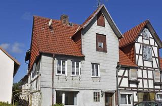 Einfamilienhaus kaufen in 34289 Zierenberg, Denkmalgeschützte Einfamilienhaushälfte mit großzügiger Scheune und Anteil am Gemeindenutzen