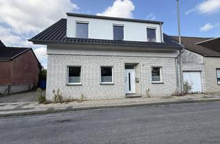 Einfamilienhaus kaufen in 47929 Grefrath, Freistehendes Einfamilienhaus mit großem Grundstück – viel Potenzial für Sanierer in Grefrath-Oedt