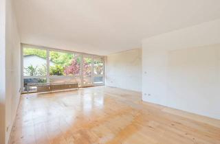Wohnung kaufen in 82049 Pullach, AIGNER - Wohnträume verwirklichen – 2,5-Zimmer-Wohnung mit zwei Balkonen in Pullach