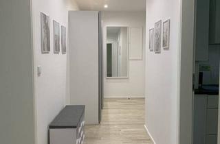 Wohnung kaufen in 12247 Berlin, Berlin - Provisionsfrei* Bezugsfreie 2 Zimmer, modernisiert, möbliert - perfekter Altersruhesitz