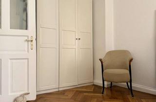 Wohnung kaufen in 81675 Bogenhausen, Rückzugsort - Herrlich ruhige und sonnige Altbauwohnung zurückversetzt im Rückgebäude