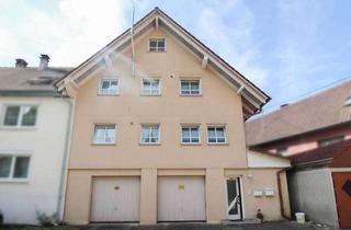 Wohnung kaufen in 72519 Veringenstadt, Platz für Ihre Ideen: Großzügige 3-Zimmer-Wohnung inkl. Garage zum Selbstgestalten