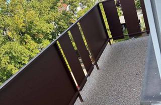 Wohnung kaufen in 66424 Homburg, gemütliche Dachgeschosswohnung 3 ZKB-2 Balkone in Homburg-Beeden