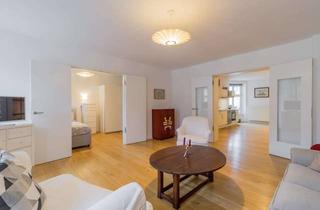 Wohnung kaufen in Marienstraße, 10117 Mitte, Historische Schönheit mit modernem Wohnkomfort: Aufzug, zwei Bäder und Balkon