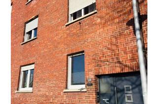 Wohnung kaufen in 68309 Käfertal, Attraktive Kapitalanlage: gut geschnittene EG 2-Zimmer-Wohnung mit Balkon und Gartenausrichtung