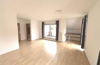 Wohnung kaufen in 73066 Uhingen, Charmante Maisonette-Dachgeschosswohnung mit Loggia und Stellplatz – zentral gelegen & sofort frei