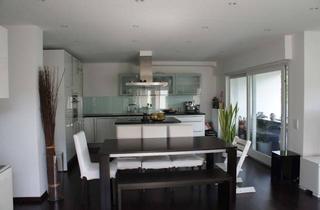 Wohnung kaufen in Holgenburg, 73728 Esslingen, Traumwohnung in der Holgenburg - Ohne Makler inkl. Garage und Küche!