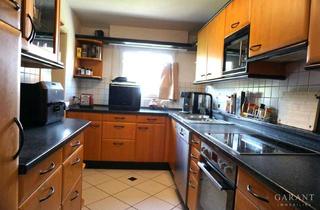 Wohnung kaufen in 71159 Mötzingen, Dachgeschoss-Wohnung mit viel Platz, Ruhe und besonderen Extras in Mötzingen