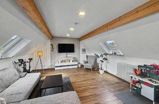 Wohnung kaufen in 97828 Marktheidenfeld, 5-Zimmer-Wohnung mit Büro im Dachgeschoss in Marktheidenfeld