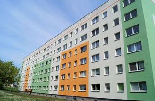 Wohnung mieten in Julius-Fucik-Straße 10, 07381 Pößneck, 3-Raum-Wohnung in Pößneck-Ost