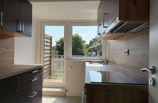 Wohnung mieten in 25336 Elmshorn, Zuhause ankommen: Modernisiert, hell, mit Balkon - Ihre neuen 3 Zimmer