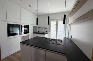 Wohnung mieten in Schleifmühleweg 49, 72070 Tübingen, Wohnen mit Charakter: 4,5-Zimmer-Wohnung im sanierten Altbau