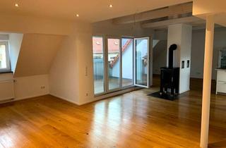 Wohnung mieten in 90459 Galgenhof, Licht, Raum & Dachterrasse – großzügige Dachgeschosswohnung nahe Innenstadt