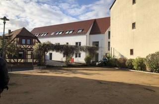 Wohnung mieten in Landauerstrasse 15, 76870 Kandel, Schöne 3 Zimmer-DG-Whg mit großzügiger Loggia im ruhigen 6 Familienhaus