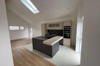 Wohnung mieten in Waghäusler Straße 39, 68753 Waghäusel, Lichtdurchflutete 2-Zimmer-Dachgeschosswohnung mit Smart Home