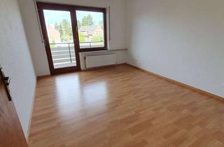 Wohnung mieten in 47447 Moers, Vollständig renovierte 4-Zimmer-Wohnung mit Balkon in Moers-Kapellen